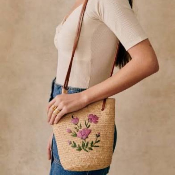 Sezane Josie Basket Bag NWOT - Picture 2 of 10